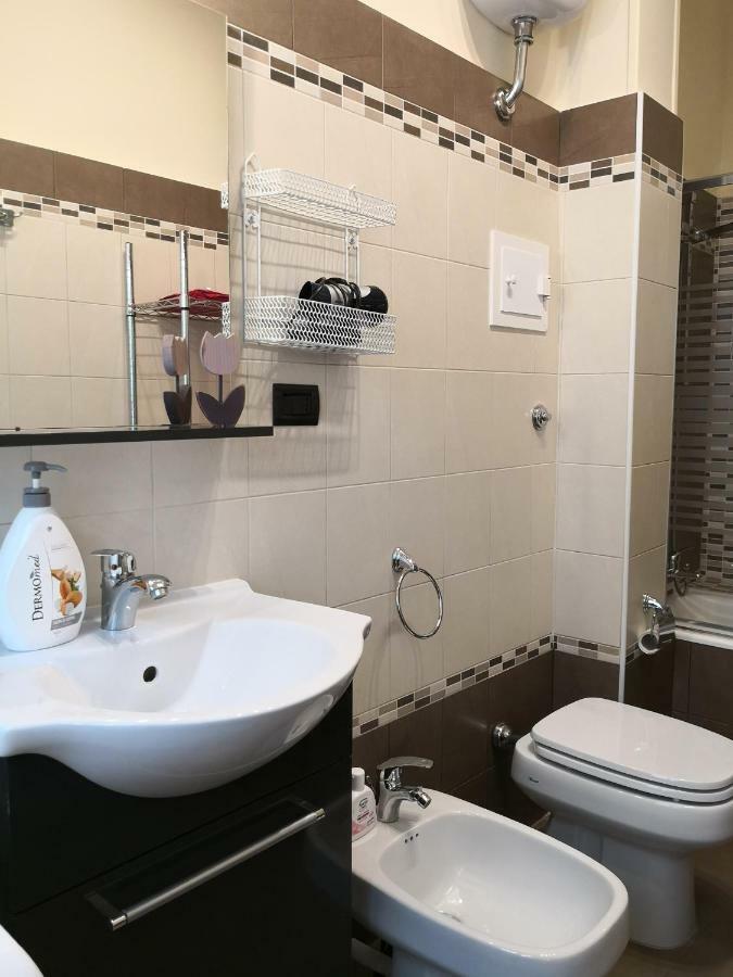 Ferienwohnung Corso Italia 83 Taranto Exterior foto